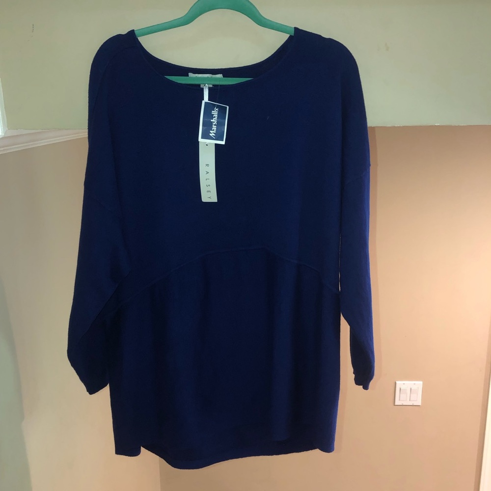 Women’s sweater